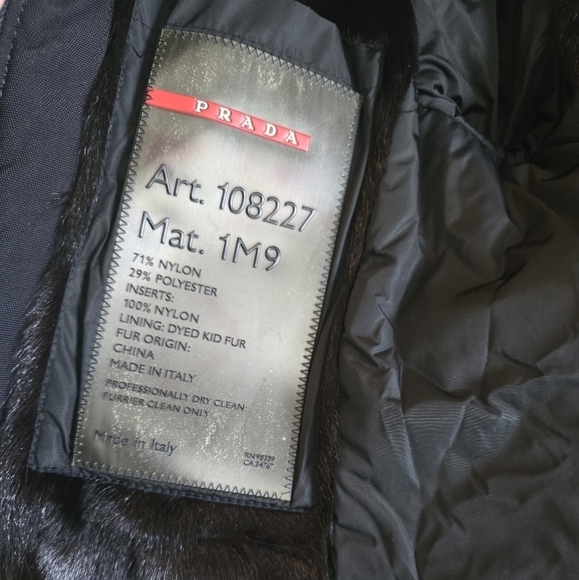 Prada Black Nylon Button Up/Zipper Utility Jacket Shacket Fur Lined Size 6 - Picture 8 of 10